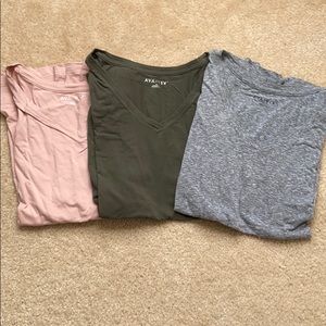 Ava and Viv set of 3 tees